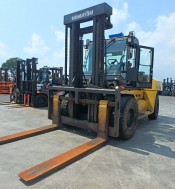 XE NÂNG KOMATSU FD160E-8 | 2012